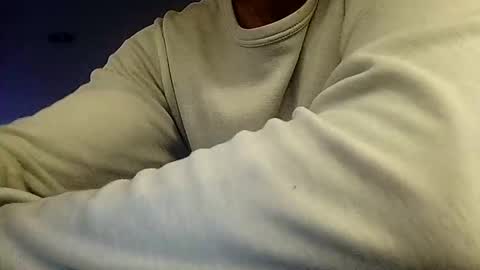 Snapshot of intheshadowxxx chatting on January 15, 2026, 11:41 pm intheshadowxxx online show from January 15, 2026, 11:41 pm