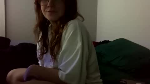 Snapshot of intothewoodswego chatting on May 26, 2026, 1:45 am IntoTheWoodsWeGo online show from May 26, 2026, 1:45 am