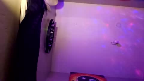 invisi13leone2435669278 online show from November 23, 2025, 5:51 am