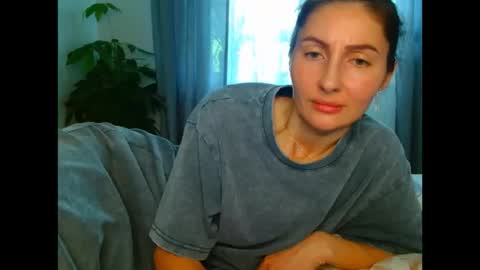 irina online show from May 21, 2026, 6:42 am