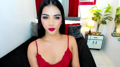Snapshot of irina_woodshakylishxx chatting on June 17, 2026, 6:09 pm IRINAA online show from June 17, 2026, 6:09 pm