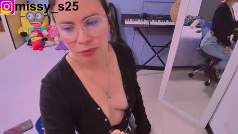 Snapshot of irinastephann chatting on October 25, 2025, 9:42 pm irina online show from October 25, 2025, 9:42 pm