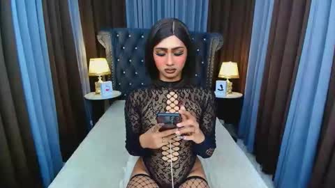 Iris online show from April 17, 2026, 5:49 pm