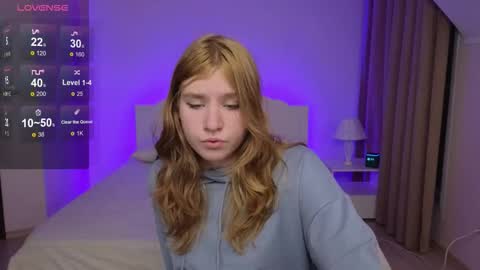 Snapshot of iris_rain chatting on October 12, 2025, 10:36 am Iris online show from October 12, 2025, 10:36 am