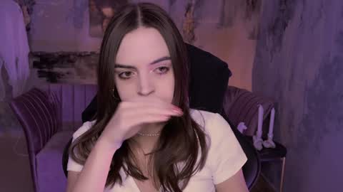 Iris online show from December 6, 2024, 1:00 pm