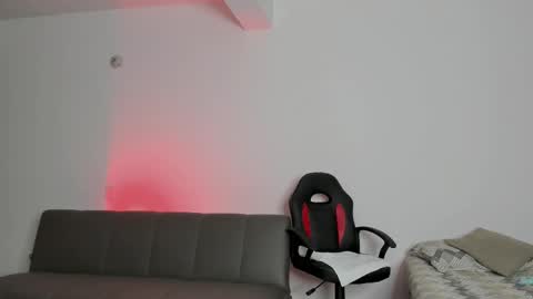 Iris Fit online show from March 8, 2026, 1:04 pm