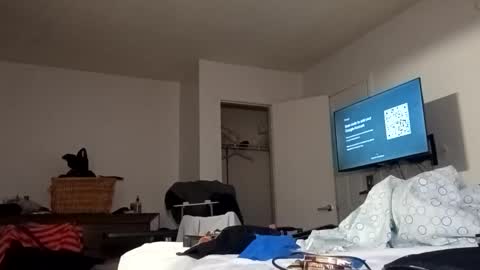 irishcock0317 online show from October 31, 2025, 9:21 am