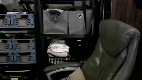 twitter theirishman205 online show from December 28, 2024, 9:40 pm