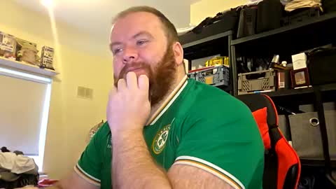 twitter theirishman205 online show from October 13, 2025, 3:56 pm