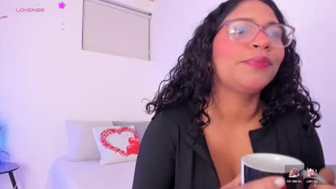 Snapshot of iriss_25 chatting on January 9, 2026, 11:35 am iris online show from January 9, 2026, 11:35 am