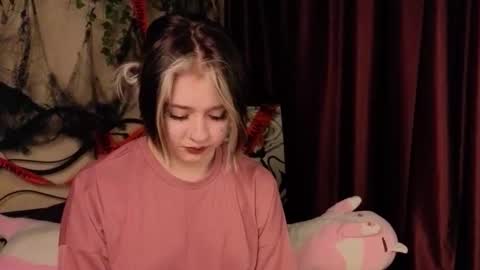 I am Cutie Iris3 online show from November 4, 2025, 11:20 am