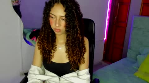 irix_moon online show from October 3, 2025, 4:42 am