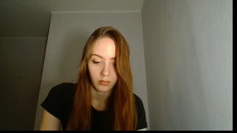 irma_b2004 online show from February 5, 2026, 9:41 pm