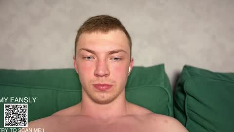 Snapshot of iron__chapman chatting on June 4, 2026, 10:05 pm Iron online show from June 4, 2026, 10:05 pm