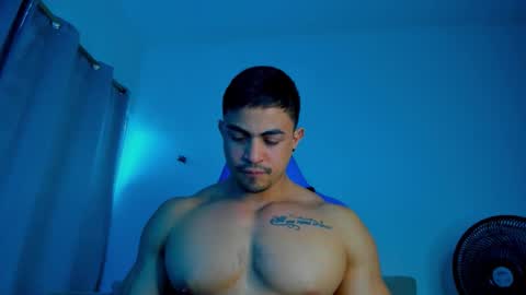 Snapshot of iron_coleman chatting on November 24, 2025, 4:29 pm Iron online show from November 24, 2025, 4:29 pm