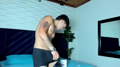 Snapshot of iron_tous chatting on January 10, 2026, 8:21 pm Iron Tous online show from January 10, 2026, 8:21 pm