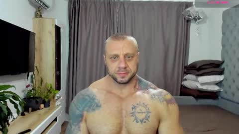 Snapshot of ironhulk22 chatting on August 1, 2026, 11:20 am ironhulk22 online show from August 1, 2026, 11:20 am