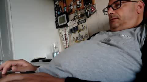 Snapshot of ironkokkk chatting on September 24, 2025, 6:17 am Ironkokkk online show from September 24, 2025, 6:17 am