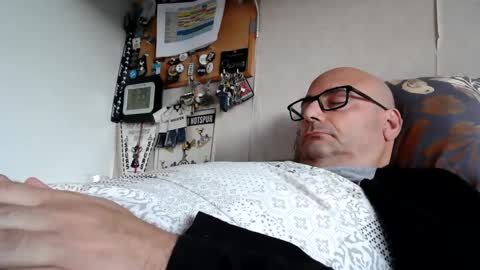 Snapshot of ironkokkk chatting on October 25, 2025, 7:38 am Ironkokkk online show from October 25, 2025, 7:38 am