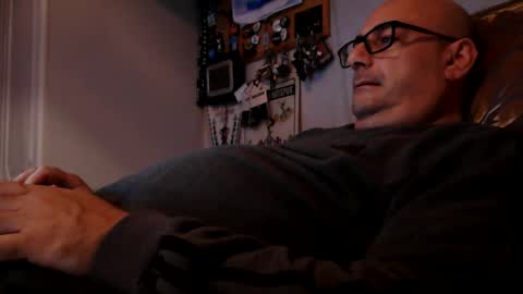 Snapshot of ironkokkk chatting on November 1, 2025, 4:31 pm Ironkokkk online show from November 1, 2025, 4:31 pm