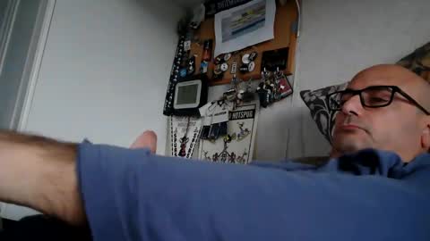 Snapshot of ironkokkk chatting on November 3, 2025, 8:37 am Ironkokkk online show from November 3, 2025, 8:37 am