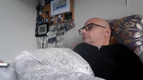 Snapshot of ironkokkk chatting on November 8, 2025, 9:09 am Ironkokkk online show from November 8, 2025, 9:09 am