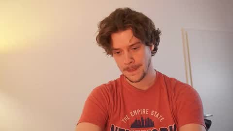 Snapshot of ironthud chatting on December 1, 2025, 8:25 pm Sam online show from December 1, 2025, 8:25 pm