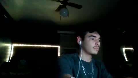 Snapshot of iroy024 chatting on May 14, 2026, 2:40 am iroy024 online show from May 14, 2026, 2:40 am