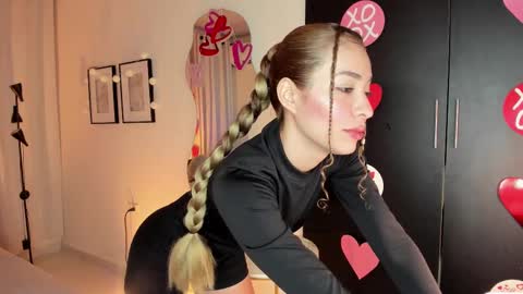 isa_____ online show from February 27, 2025, 12:21 am