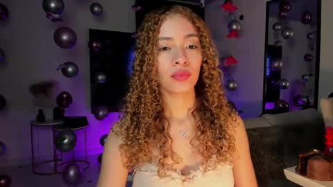 isa_____ online show from March 1, 2025, 1:43 am