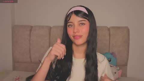 Snapshot of isa_dolly chatting on May 21, 2026, 9:11 pm Isa Dolly online show from May 21, 2026, 9:11 pm