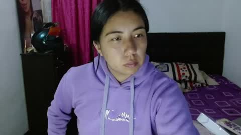 Snapshot of isa_mey chatting on May 10, 2026, 1:11 am Isa online show from May 10, 2026, 1:11 am