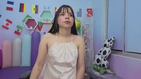 Isaa Skinny  online show from July 21, 2026, 3:42 am