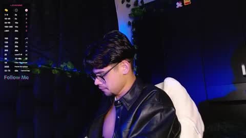 Isaac Saenz. online show from December 20, 2024, 12:52 am