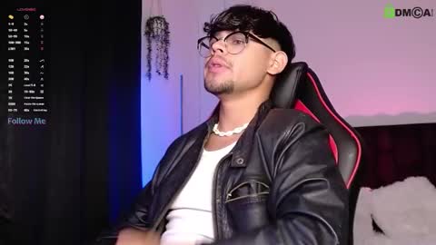 Isaac Saenz. online show from September 10, 2025, 12:43 am