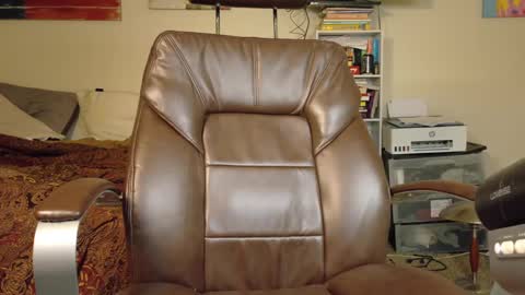 isaac online show from January 27, 2025, 6:41 pm