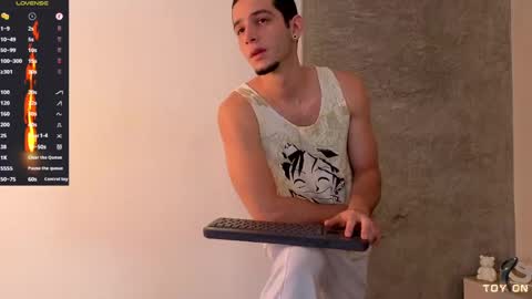 isaacblaze  online show from June 6, 2026, 3:55 am