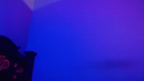 Snapshot of isaaclatino chatting on January 25, 2025, 6:01 am isaac online show from January 25, 2025, 6:01 am