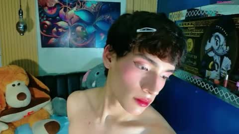 Snapshot of isaacnova chatting on April 13, 2026, 8:36 pm isaacnova online show from April 13, 2026, 8:36 pm