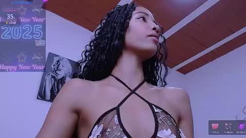 Snapshot of isabel_bailey chatting on January 3, 2025, 11:23 pm isabel online show from January 3, 2025, 11:23 pm