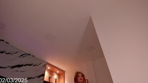 Snapshot of isabel_escorcia chatting on March 2, 2025, 5:44 am Isabel online show from March 2, 2025, 5:44 am