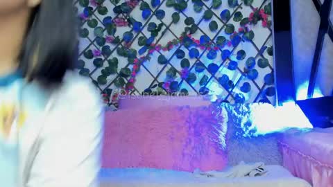 Snapshot of isabel_jamess chatting on April 14, 2026, 11:22 pm Isa online show from April 14, 2026, 11:22 pm