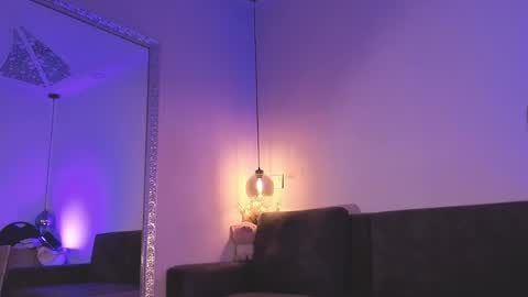 Snapshot of isabela_franco_ chatting on March 18, 2026, 11:46 am Isabela online show from March 18, 2026, 11:46 am