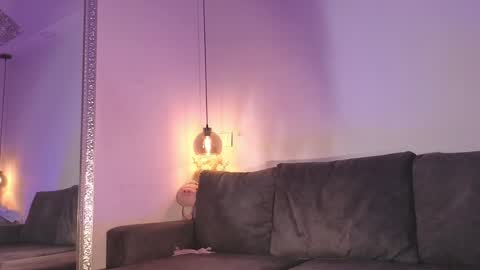 Snapshot of isabela_franco_ chatting on April 2, 2026, 11:52 am Isabela online show from April 2, 2026, 11:52 am