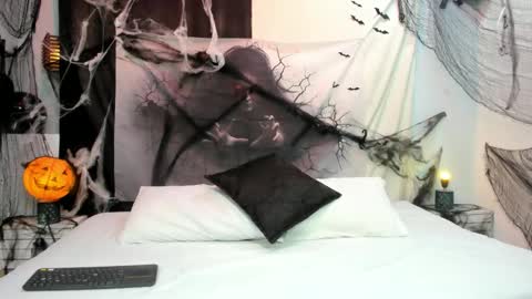 Mommy Isa online show from October 30, 2025, 1:12 pm