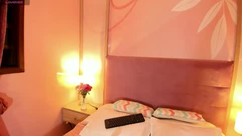 Snapshot of isabelastefano chatting on November 30, 2025, 3:21 am isabelastefano online show from November 30, 2025, 3:21 am