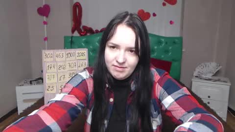 IsabelBlackberry online show from February 18, 2026, 6:42 am