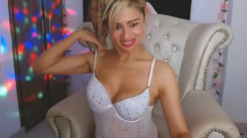 Isabel online show from March 15, 2026, 11:33 pm