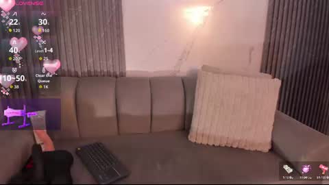 Snapshot of isabeljohnson chatting on July 15, 2026, 3:06 pm Isabel online show from July 15, 2026, 3:06 pm