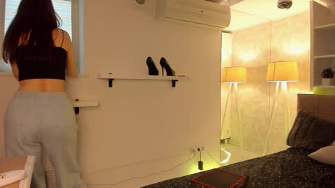 Snapshot of isabelkiss chatting on November 30, 2025, 7:45 am IsabelKiss online show from November 30, 2025, 7:45 am